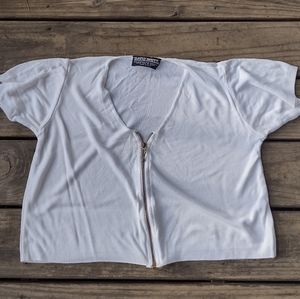 S)  women's extra large white crop zipper top